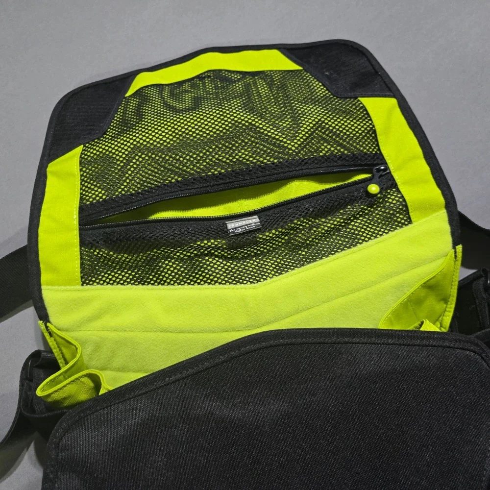 Crumpler  Laptop Messenger Bag mens Black Lime Green Tech